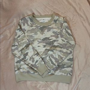 crewneck